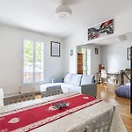 Stunning Parkview Close To Paris * 卡尚