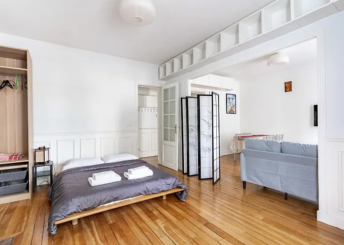 Stunning Parkview Close To Paris