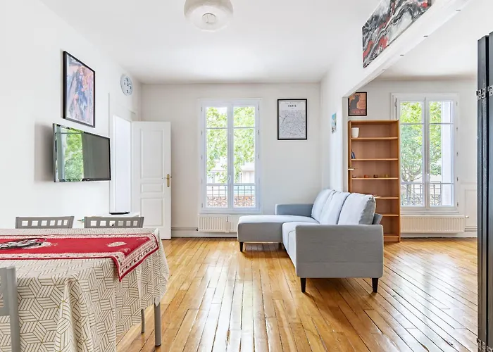 Stunning Parkview Close To Paris * 卡尚
